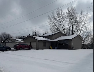 1061 Amherst Ln, University Park, IL 60484