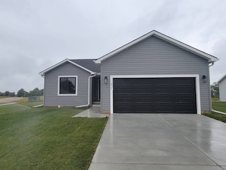 971 Prairie Dr, Tecumseh, NE 68450