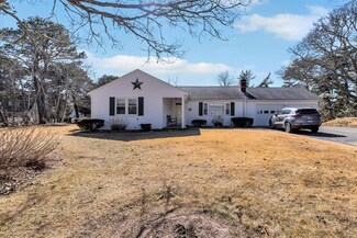 3 Old Field Rd, West Dennis, MA 02670