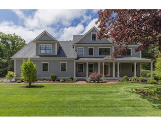 6 Blueberry Ln, Lexington, MA 02420