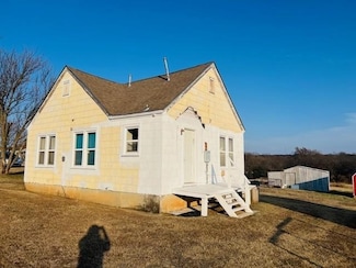 1519 S Underwood Rd, Yale, OK 74085