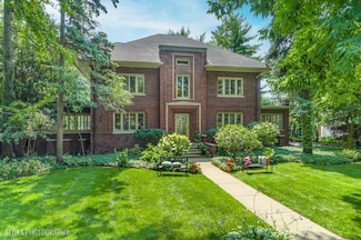 332 Elder Ln, Winnetka, IL 60093