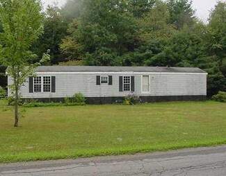 1218 River Rd, Clinton, ME 04927