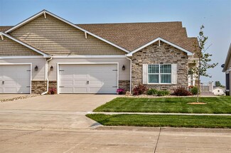 490 Bella Vista Ct, Huxley, IA 50124