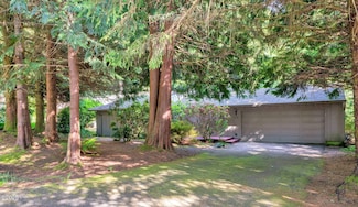 178 The Pines, Depoe Bay, OR 97341