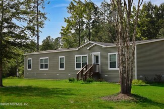 4785 Maple St, MacClenny, FL 32063