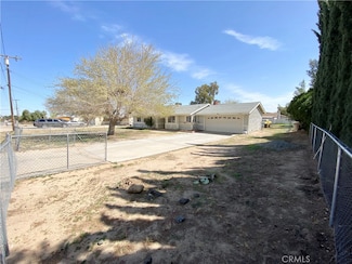 11031 Victor Ave, Hesperia, CA 92345
