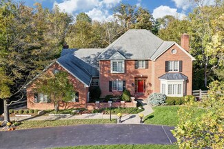 10 Hetherington Ct, Cincinnati, OH 45246
