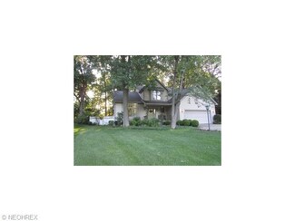 104 Pin Oak Place, Campbell, OH 44405