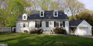 123 Woodmere Ct, Paoli, PA 19301