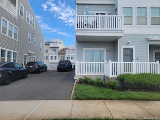 6522 Beach Front Rd Unit 1, Arverne, NY 11692