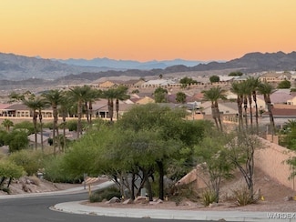 2729 Promontory Dr, Bullhead City, AZ 86429