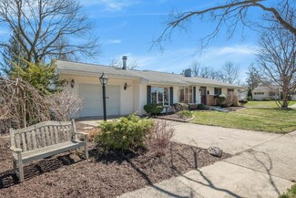 1215 Chapel Ct, Ann Arbor, MI 48103