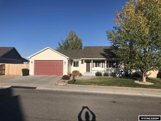 915 Meadowlark Dr, Douglas, WY 82633