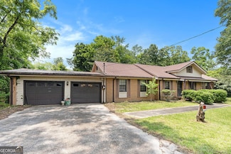 630 N North Mulberry St, Jackson, GA 30233