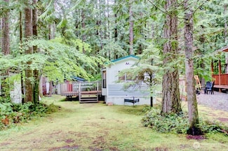 17 3 Schinn Canyon Cir, Deming, WA 98244