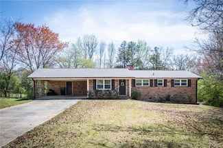 6348 Garnet Dr, Douglasville, GA 30135