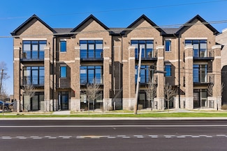 770 E Irving Park Rd Unit 2E, Roselle, IL 60172