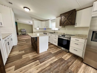 68 Rentz Woods Rd, Hazlehurst, GA 31539