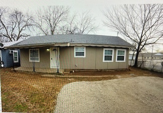 2112 W Bond St, Denison, TX 75020