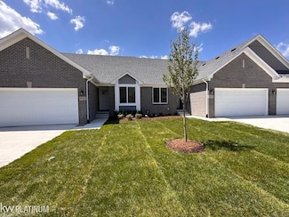 48365 Applegrove Ln Unit 14, New Baltimore, MI 48051