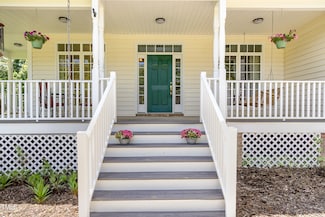 101 Rainbow Dr, Carrboro, NC 27510