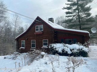 31 Rolland Rd, Petersburg, NY 12138