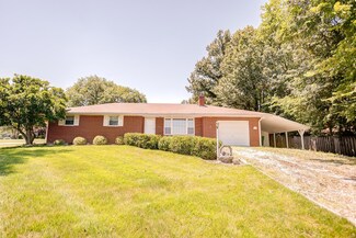 1247 N County Rd, Mascoutah, IL 62258