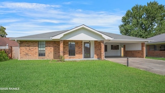 209 Saint Nicholas Dr, Lafayette, LA 70506