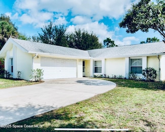 171 Krefeld Rd NW, Palm Bay, FL 32907