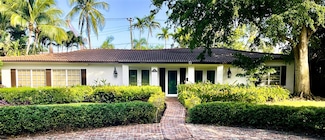 1612 E Lake Dr, Fort Lauderdale, FL 33316