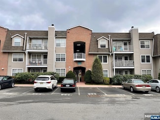 790 River Rd Unit 343, Edgewater, NJ 07020