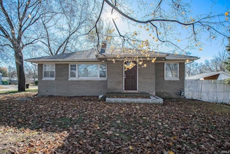 19576 Kern Rd, South Bend, IN 46614