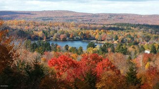 14 Lafayette Dr, Peru, MA 01235