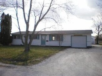477 Terry Ln, Chebanse, IL 60922