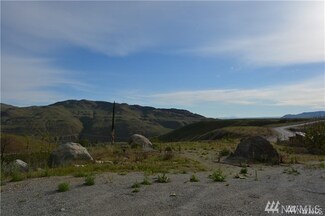 84 Alta Lake Rd, Pateros, WA 98846