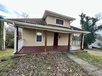 3938 Virginia Ave NW, Roanoke, VA 24017