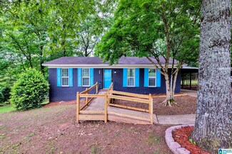 5855 Lakeview Cir, Birmingham, AL 35210
