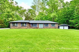 504 W Gold Creek Rd, Mooresville, IN 46158