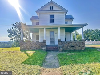 3562 Saint Luke Rd, Woodstock, VA 22664