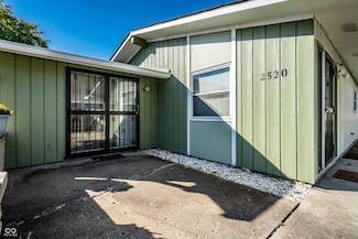 2520 Hillside Ave, Indianapolis, IN 46218