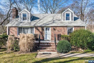 181 Pascack Rd, Woodcliff Lake, NJ 07677