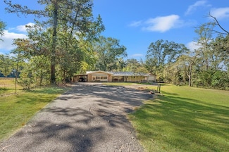 583 N Fm 95, Garrison, TX 75946