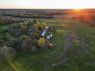 8939 2040 St E, Arispie Township, IL 61368