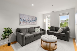 99 Chestnut Hill Ave Unit 212, Boston, MA 02135