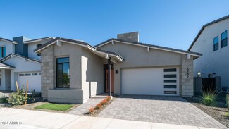 6739 N 9th Dr, Phoenix, AZ 85013