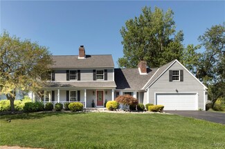 3270 Greenleafe Dr, Phoenix, NY 13135