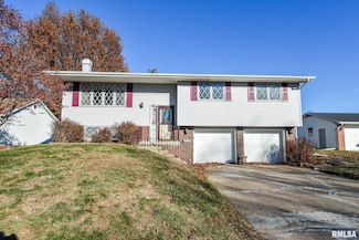 4413 Ducharme Ave, Bartonville, IL 61607