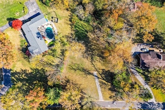 8 Chasselle Ln, Saint Louis, MO 63141