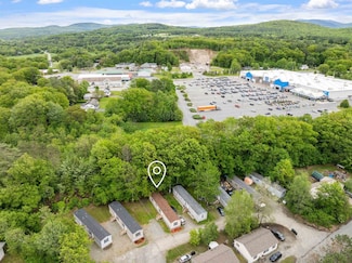 15 Trailer Park Rd, Haverhill, NH 03765